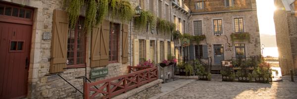 Old Quebec - Lower Town, Quebec City Hotels